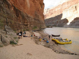 Shinumo camp and beach